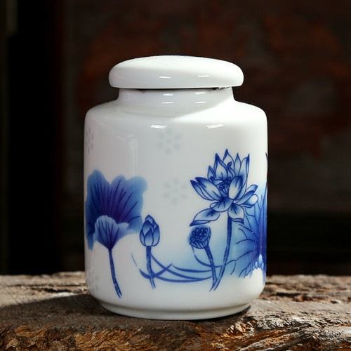 Chinese Style Blue and White Porcelain Ceramic Tea Caddy