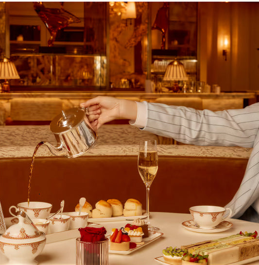 Afternoon Tea: The Story of Britain's Most Elegant Tradition