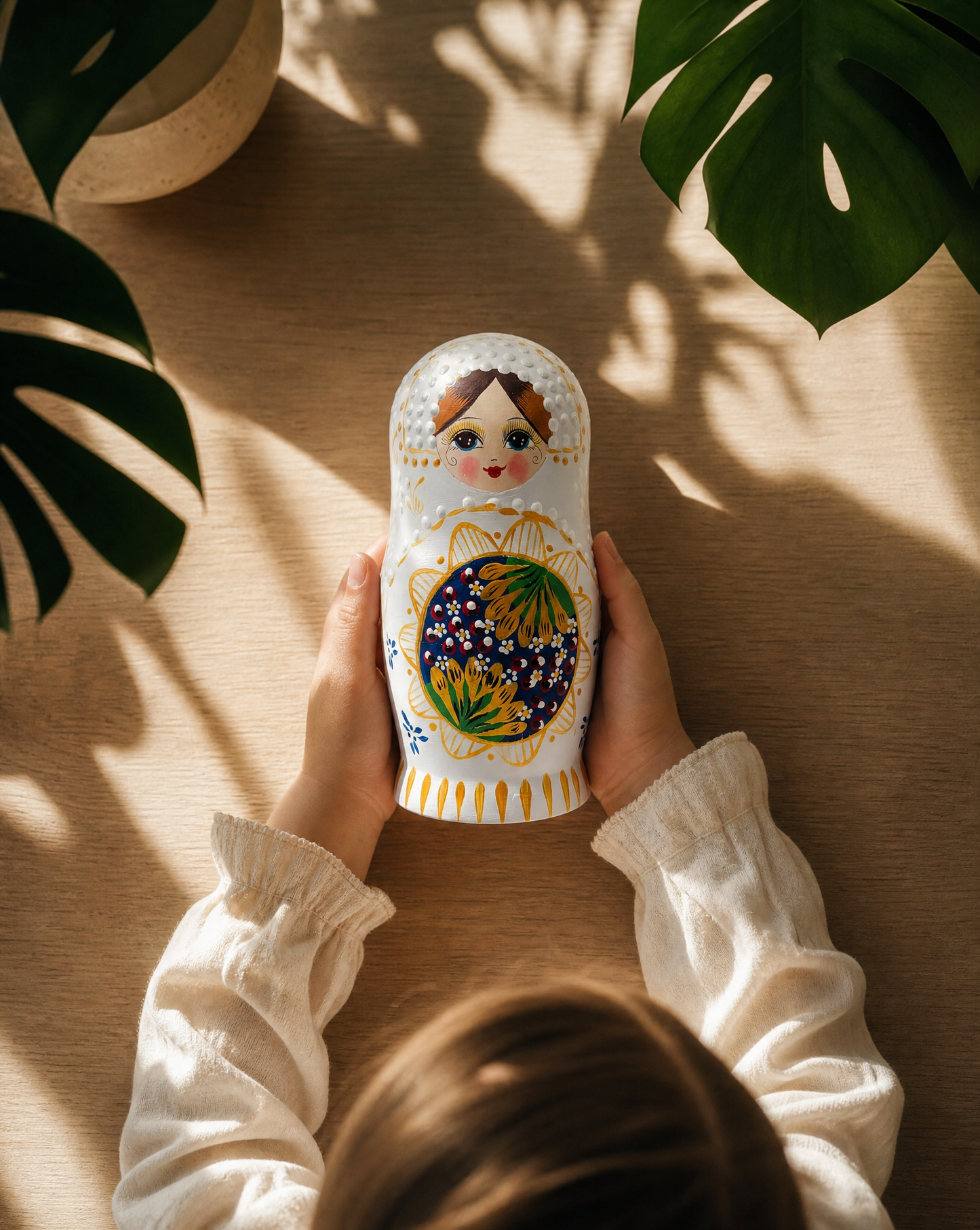 Set of 7 Traditional Russian Nesting Dolls (Matryoshka) – Hand-Painted Wooden Babushka Dolls | Collectible Home Décor & Gift