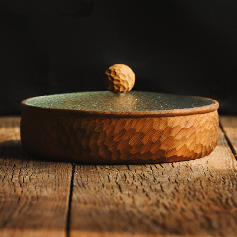 Japanese Style Hand Carved Solid Wood Food Plate With Glass Cover Anti-dust Round Wooden Storage Box For Dry Fruit Nuts Snacks