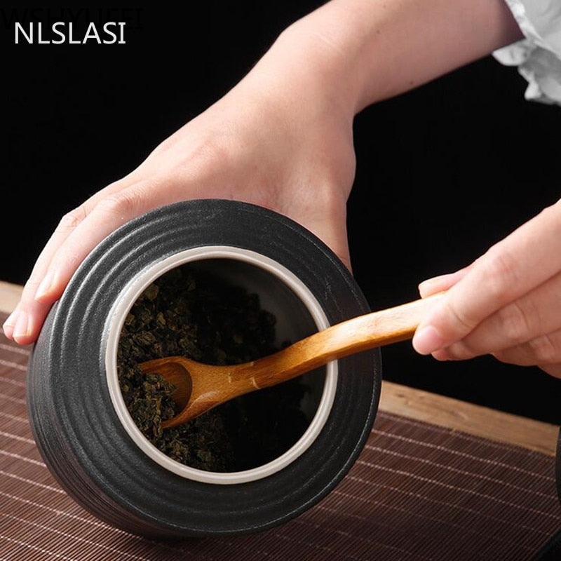 Large capacity black pottery tea can Portable Sealed Jar travel Tea Caddy Storage Spice Tea Boxes Candy storage tank Home Decor
