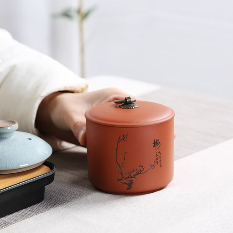 Chinese Purple Clay Dry Storage Can With Lid and Handle