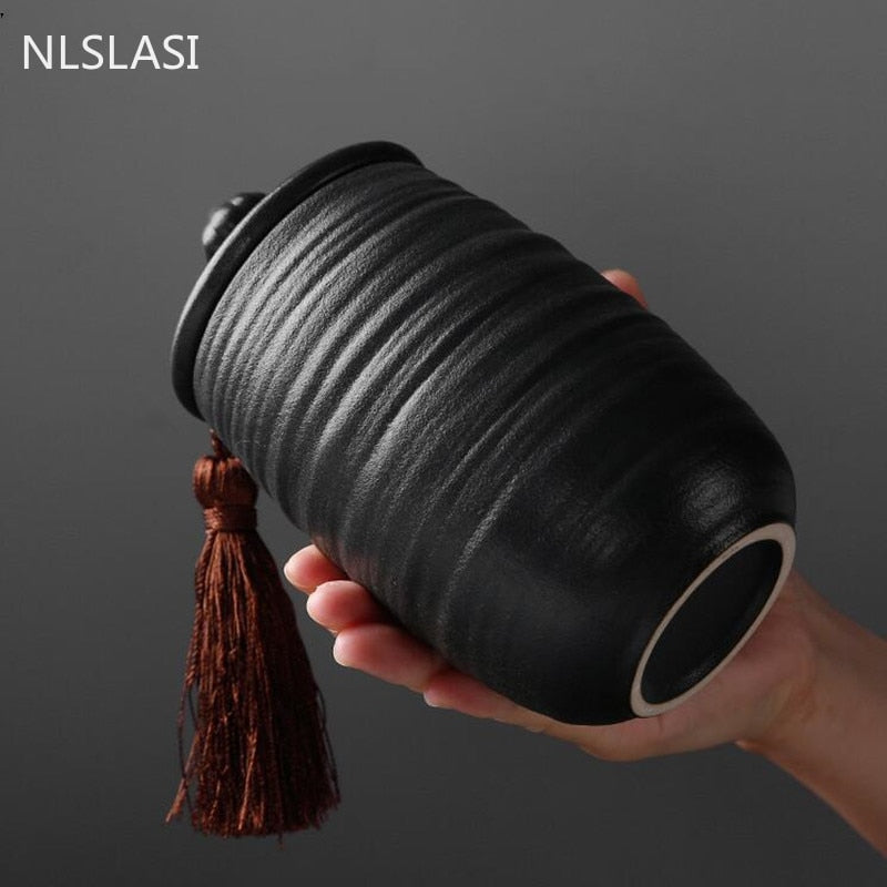 Large capacity black pottery tea can Portable Sealed Jar travel Tea Caddy Storage Spice Tea Boxes Candy storage tank Home Decor